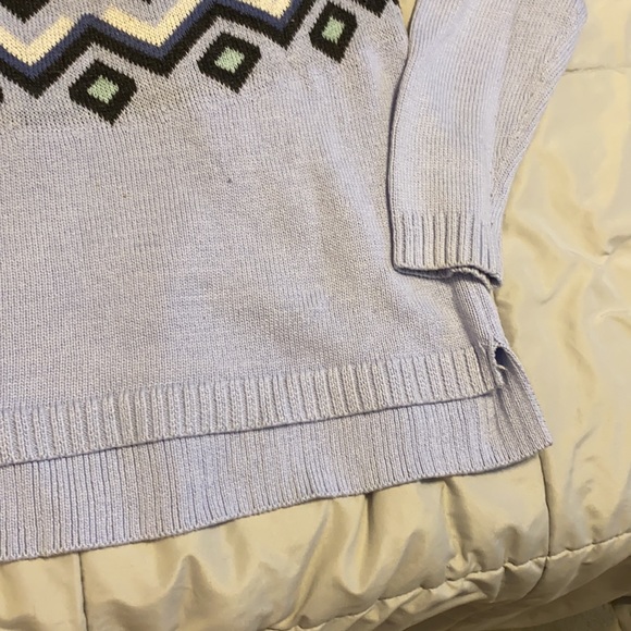 Large Old navy winter sweater - Picture 3 of 5